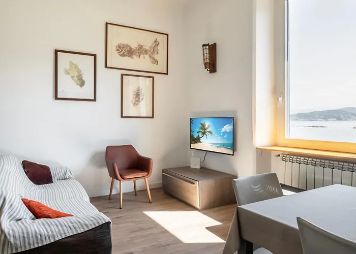 Guesthost - Marola Vista Mare *